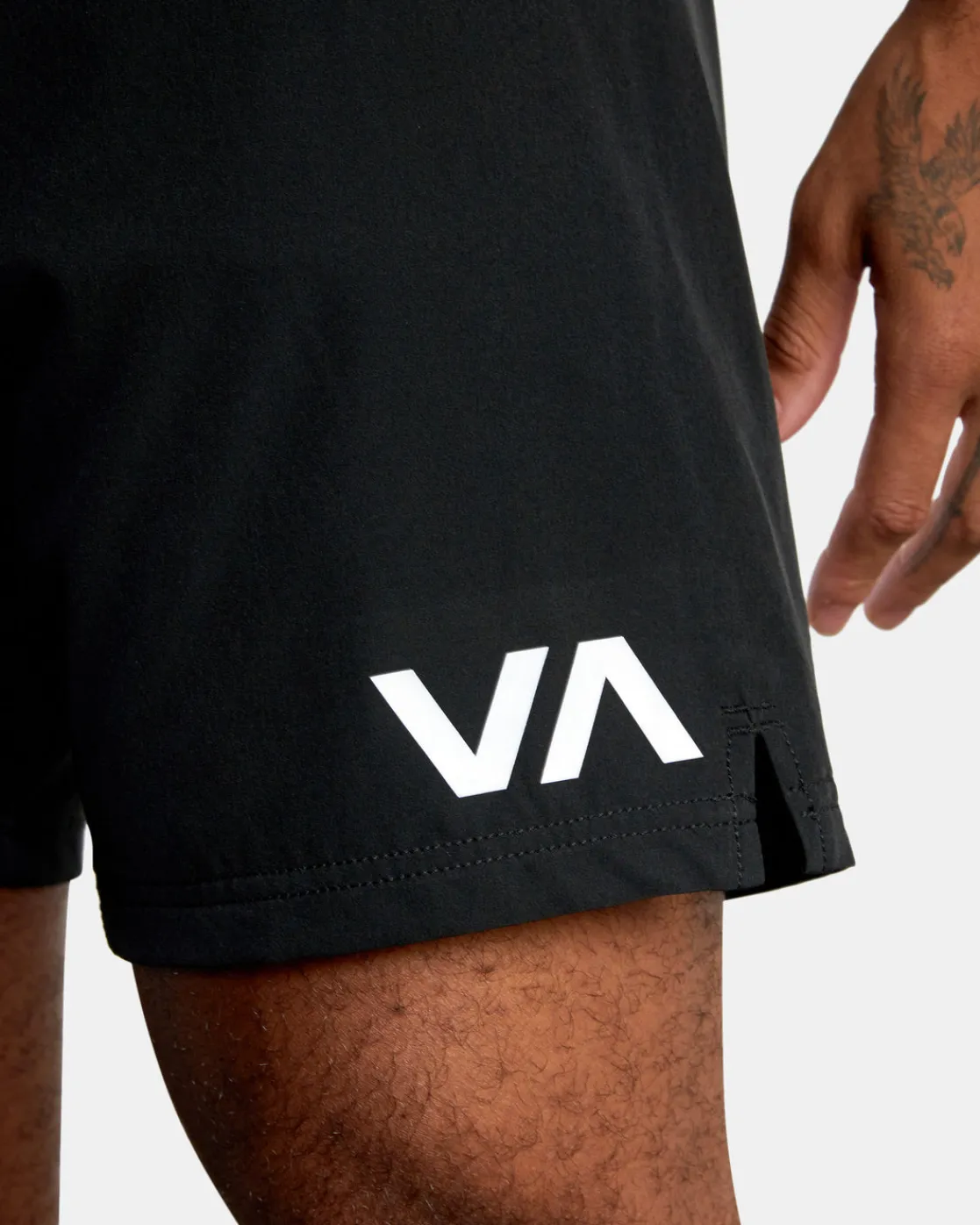 RVCA FIGHT 15" SCRAPPER SHORTS Black Hot