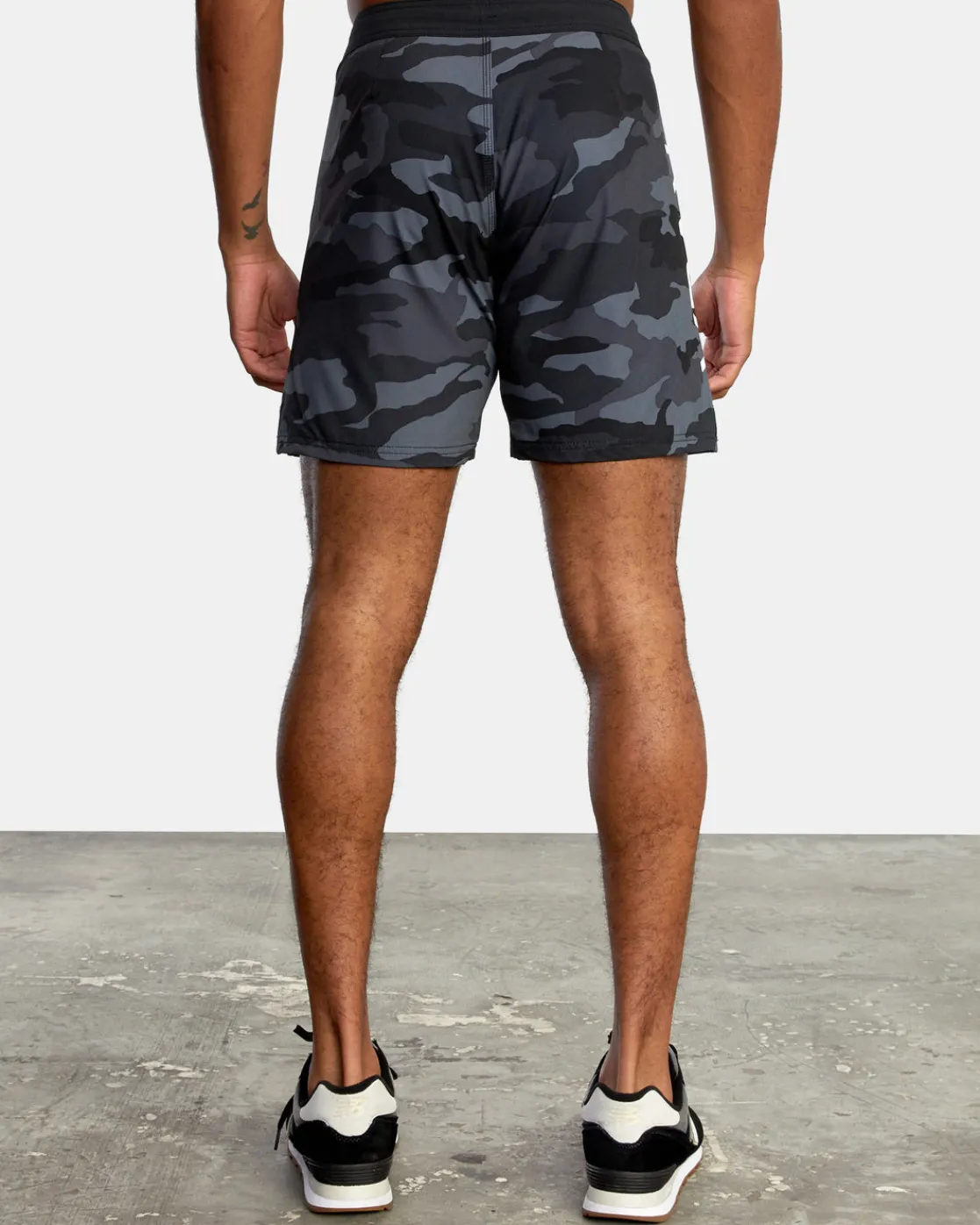 RVCA FIGHT 15" SCRAPPER SHORTS Grey Camo Outlet