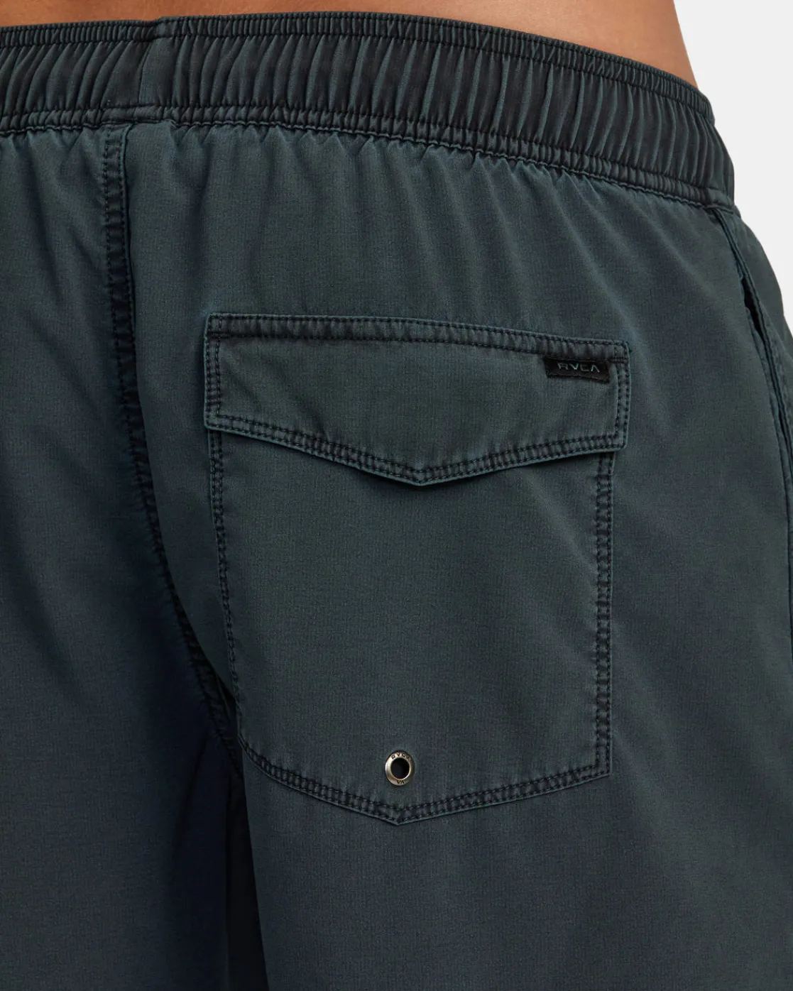 RVCA VA PIGMENT ELASTIC WAIST 17" BOARDSHORTS Rvca Black Online